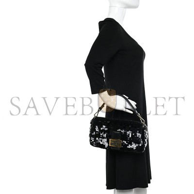 FENDI BAGUETTE BAG (27*15*6cm) 